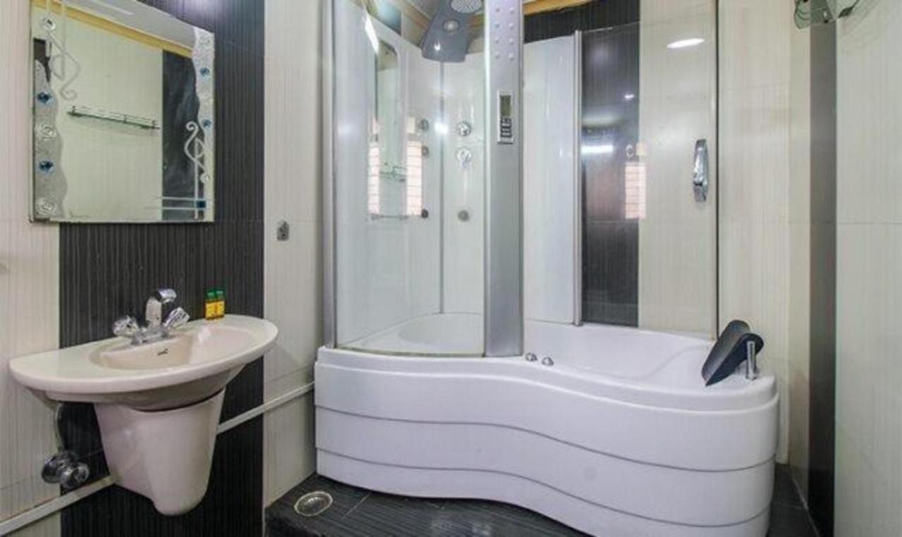 فندق Fabexpress Panchvati Residency مومباي المظهر الخارجي الصورة